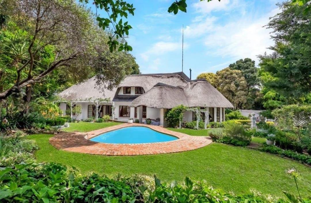 Libra Lodge Sandton Eksteriør bilde