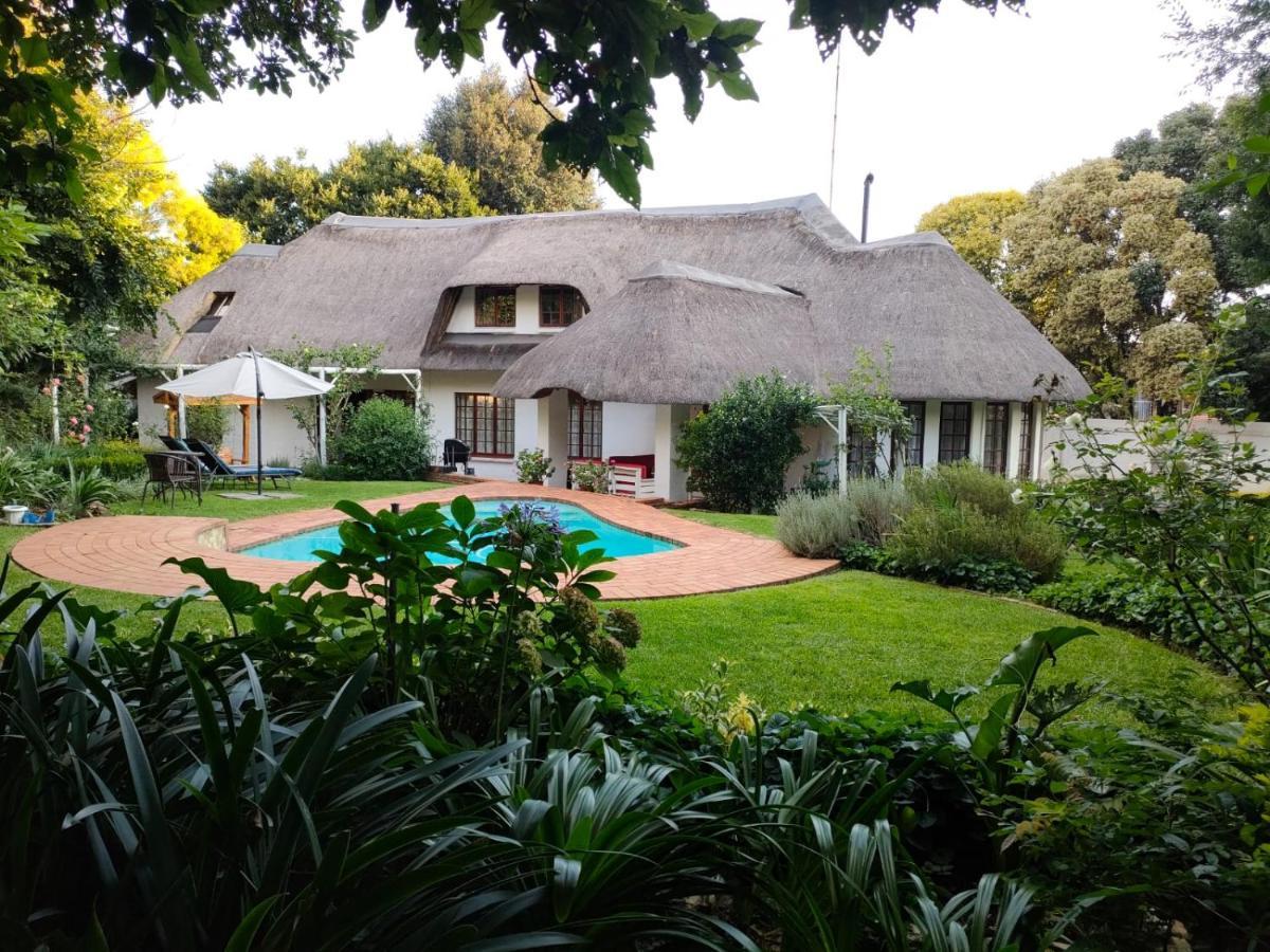 Libra Lodge Sandton Eksteriør bilde